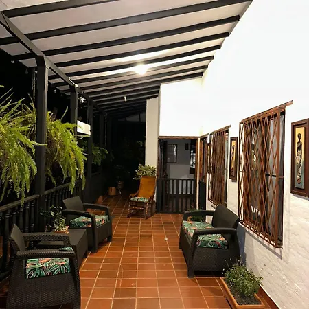 Hermosa Finca 