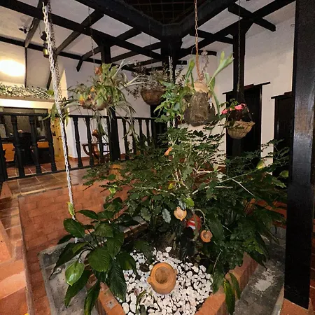 Hermosa Finca 
